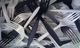 posate di plastica